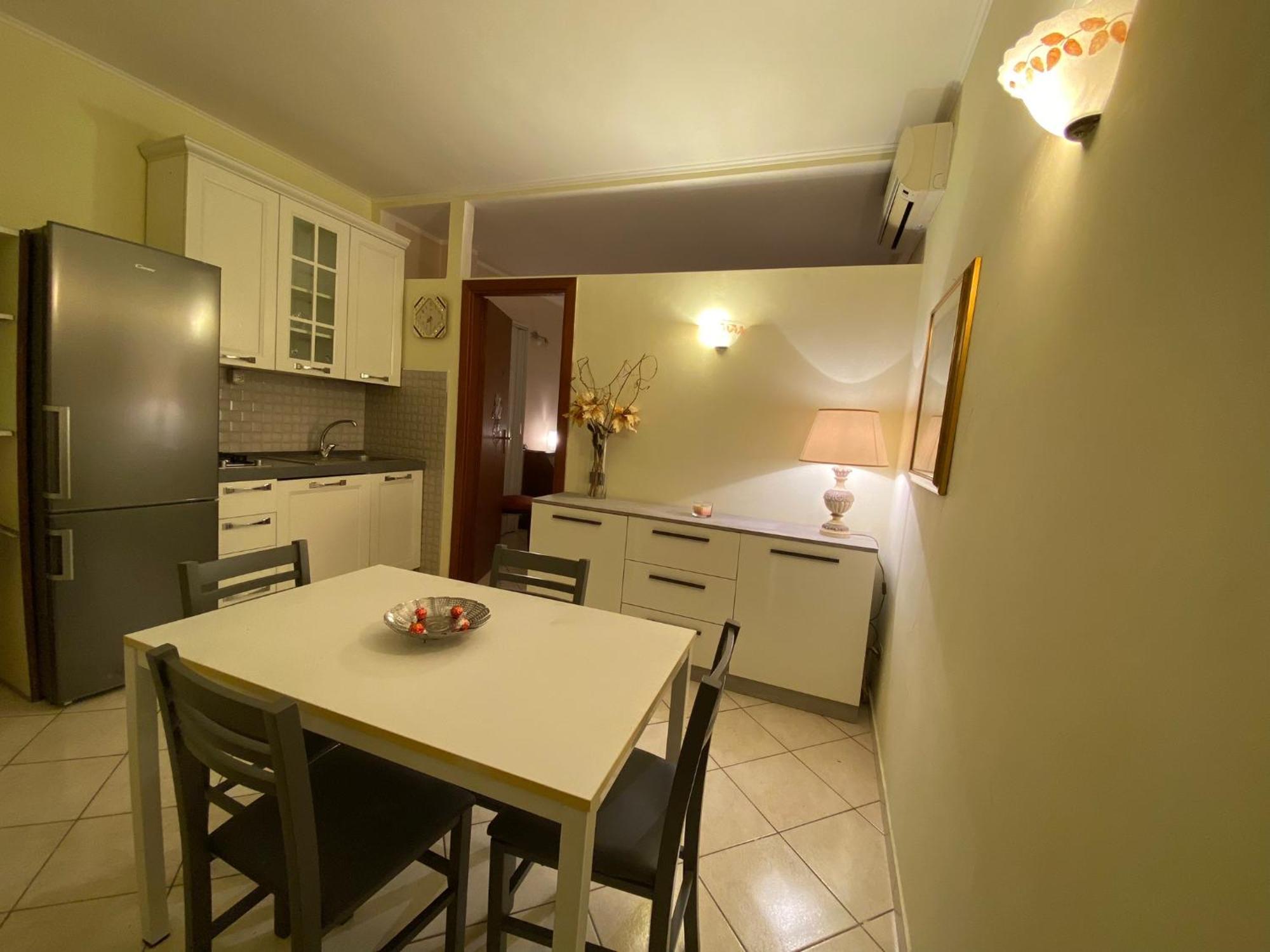 Apartment Miriam's Short Rent House