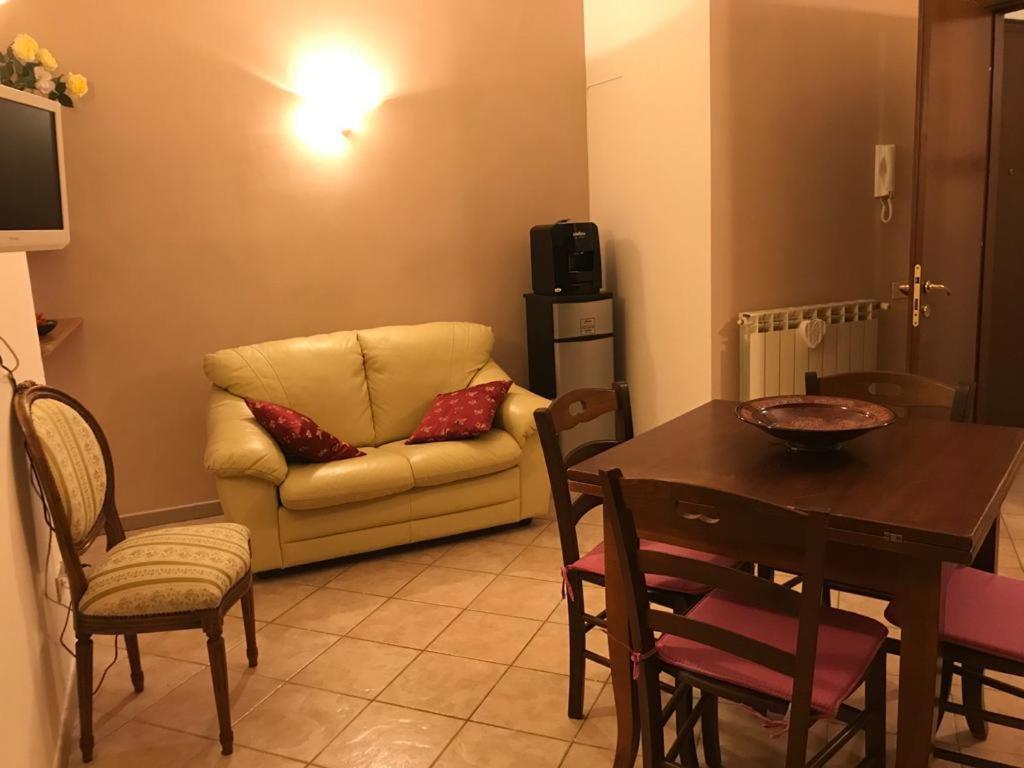 Apartment Miriam's Short Rent House *