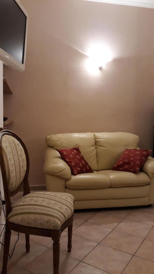 Miriam's Short Rent House